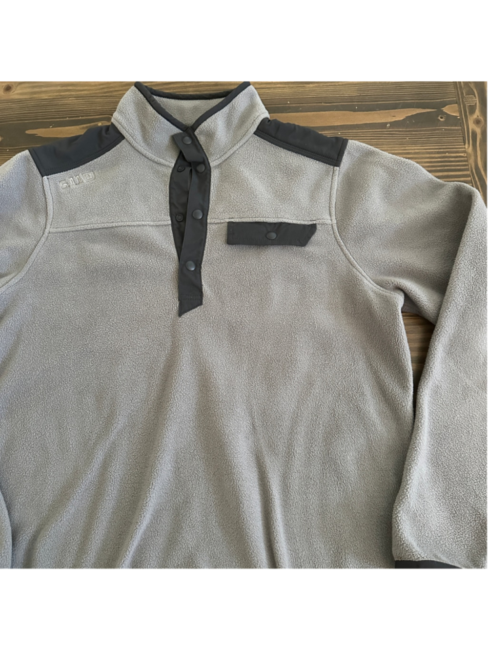 5.11 Tactical Men's Medium Fleece Pullover Gray Black Snap Mock Neck